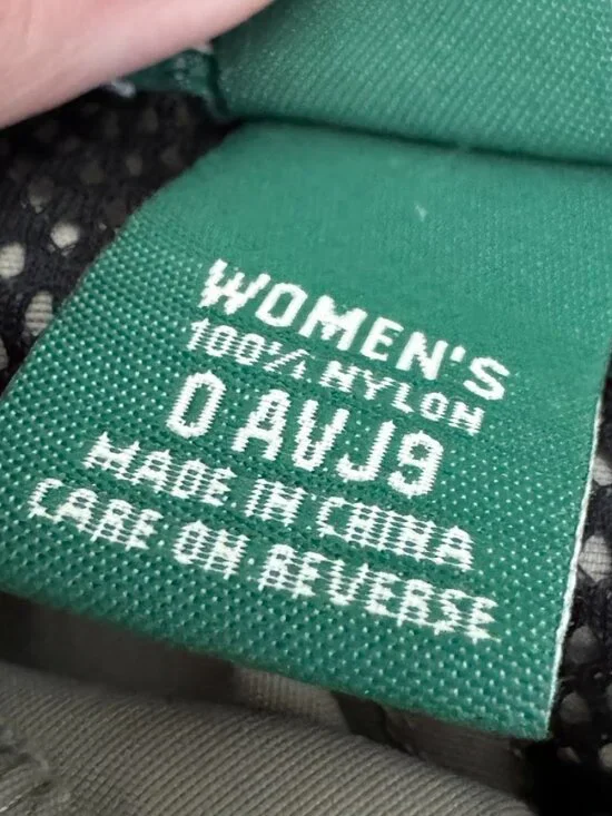 LL Bean Hiking Pants Cargo Zip Ankle Adjustable Utility Women 8P - Picture 9 of 9